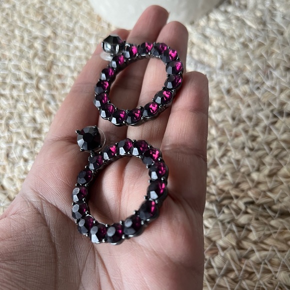 🌺 5/$30 🌺 Burgundy rhinestone circular drop earrings - Picture 4 of 6